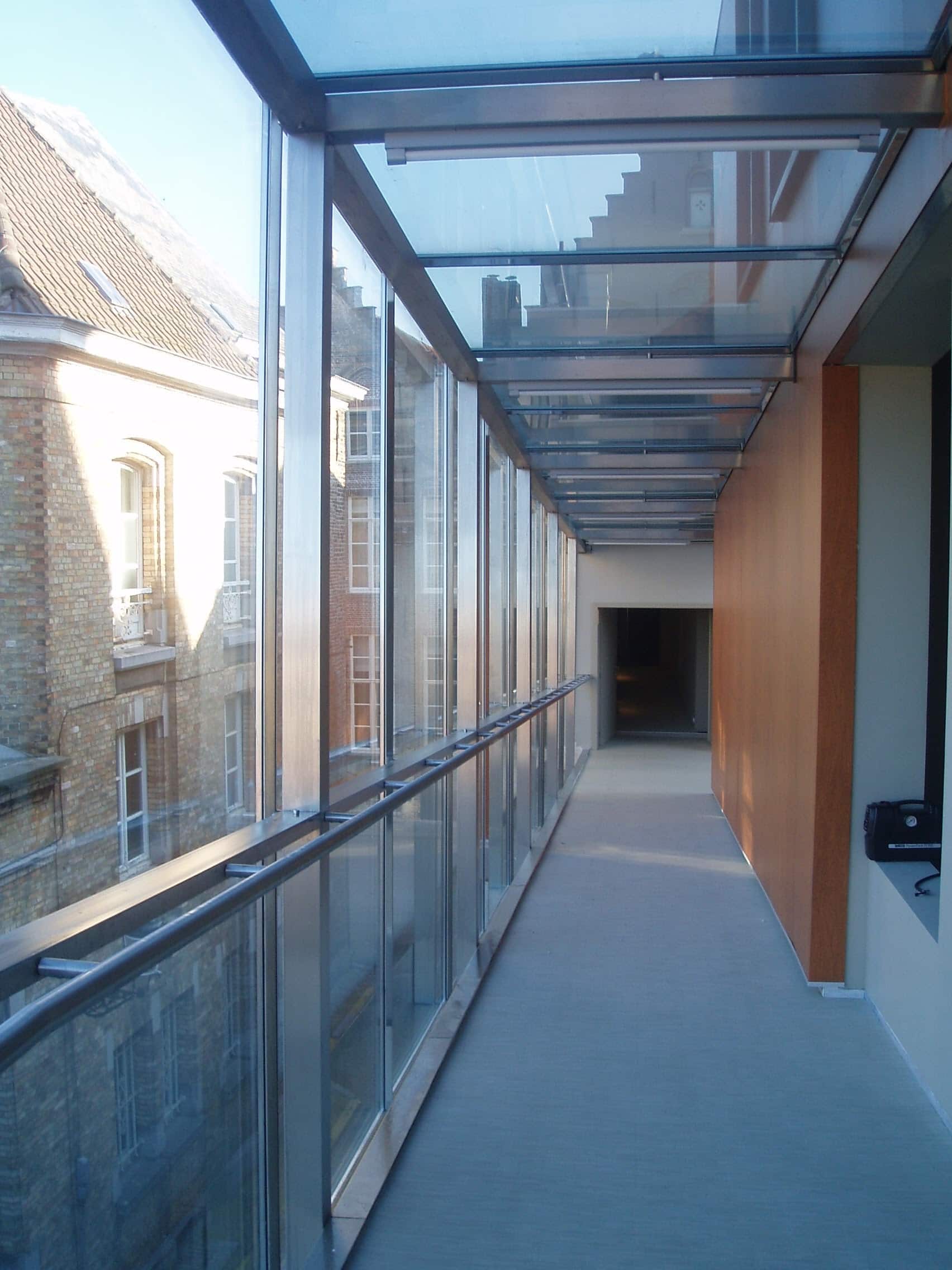 Choco Story Brugge - glazen dak van de traverse voorzien van Clearview 20