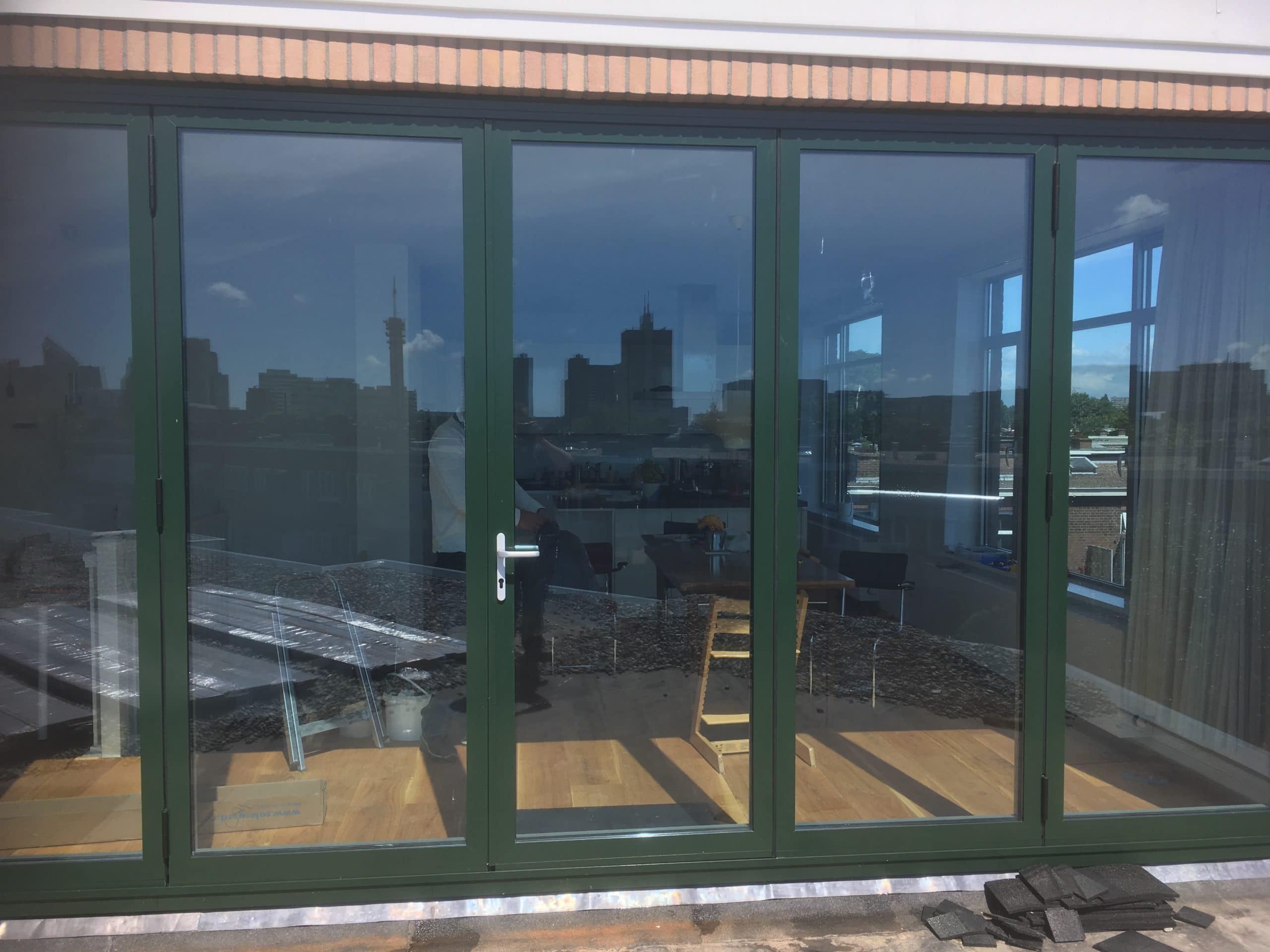 Particuliere woning in den Haag voorzien van Sunblock OSX80 glasfolie