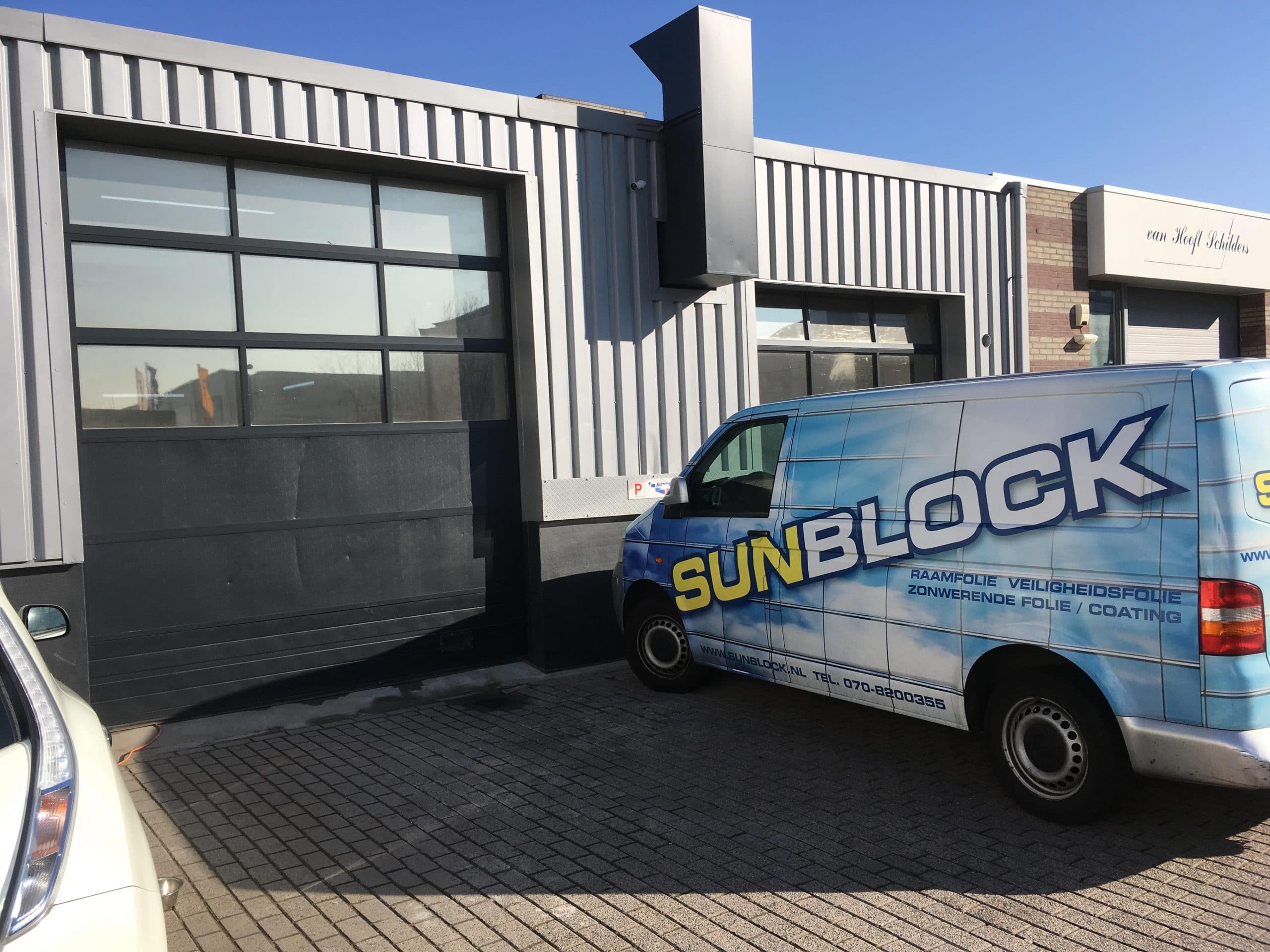 Westland - Hinderlijke schittering werd weggenomen door de montage van Sunblock Truevue 15 raamfolie