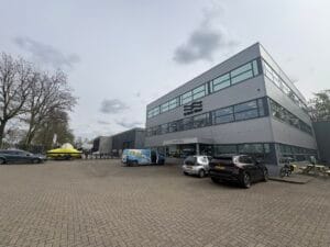 Sunblock sterk inbraak vetragende glasfolie met spiegelende inkijk beperking 200micron 8mil zilver 20